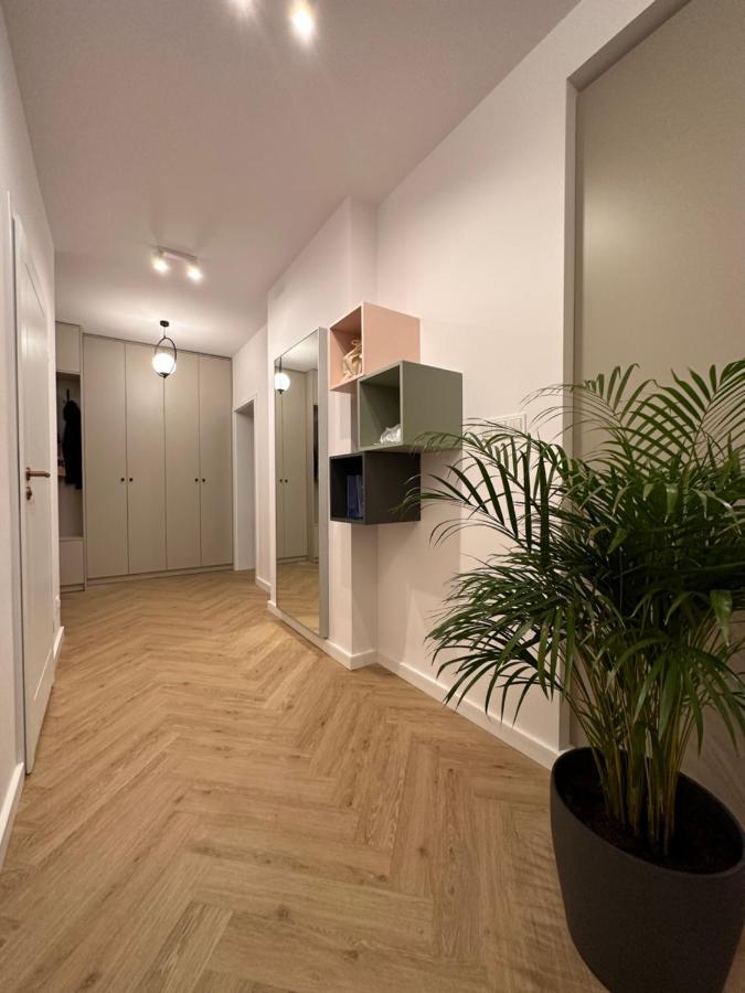 Apartament Na Letniej Z Duzym Tarasem Z Widokiem Na Gory Клодзко Экстерьер фото